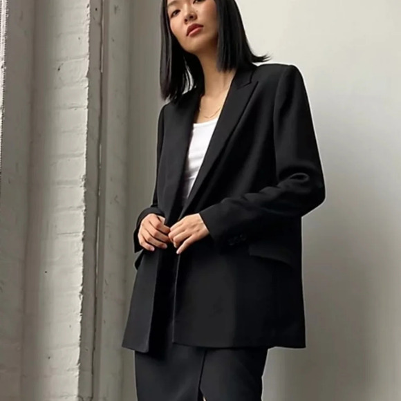 Babaton crepe double breasted 2 button lined  lightweight oversize blazer - Picture 1 of 10